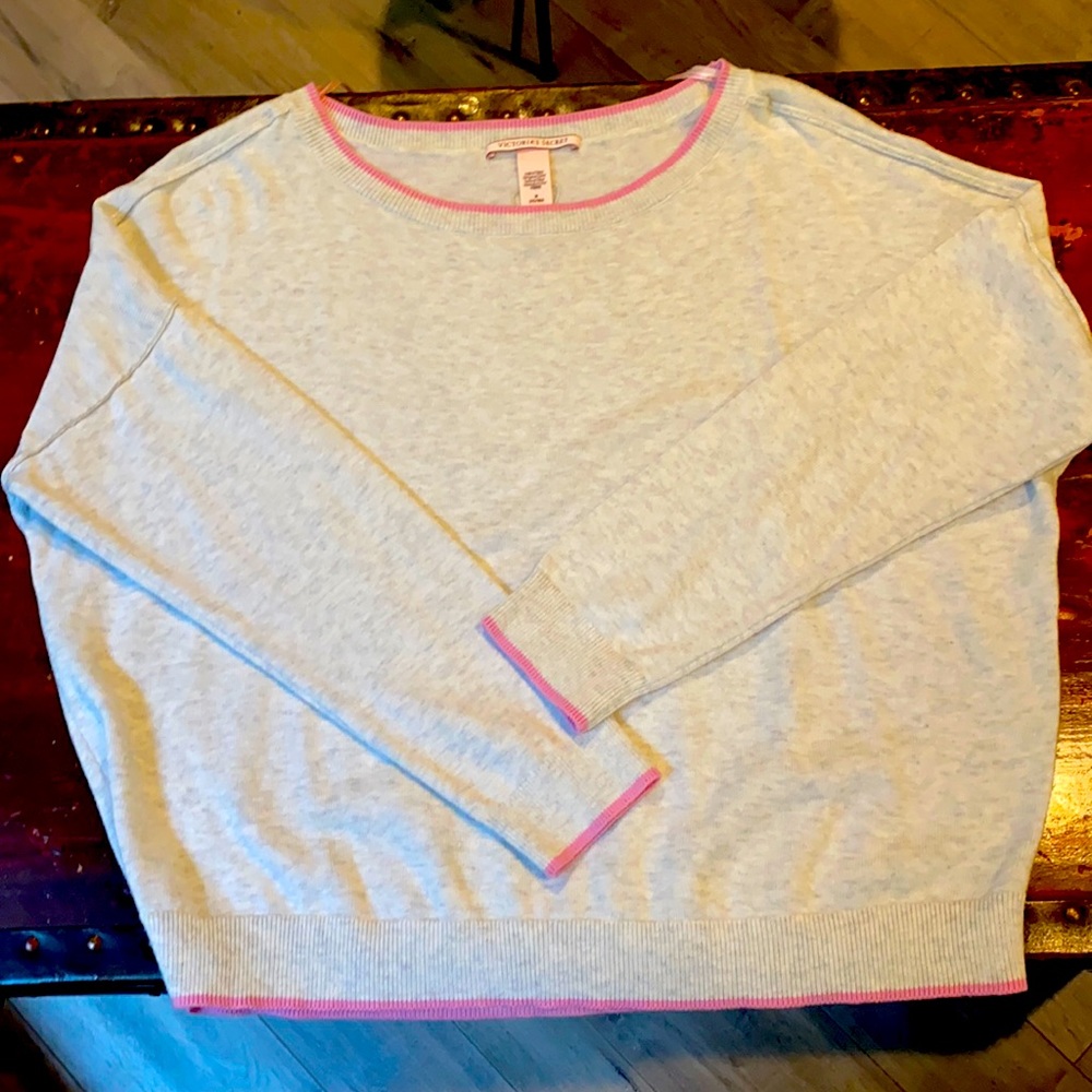 Victoria’s Secret soft lounge sweater, Sz M